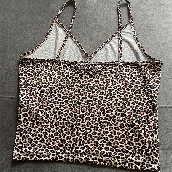 Urban outfitters cheetah print cropped tank - Picture 2 of 3